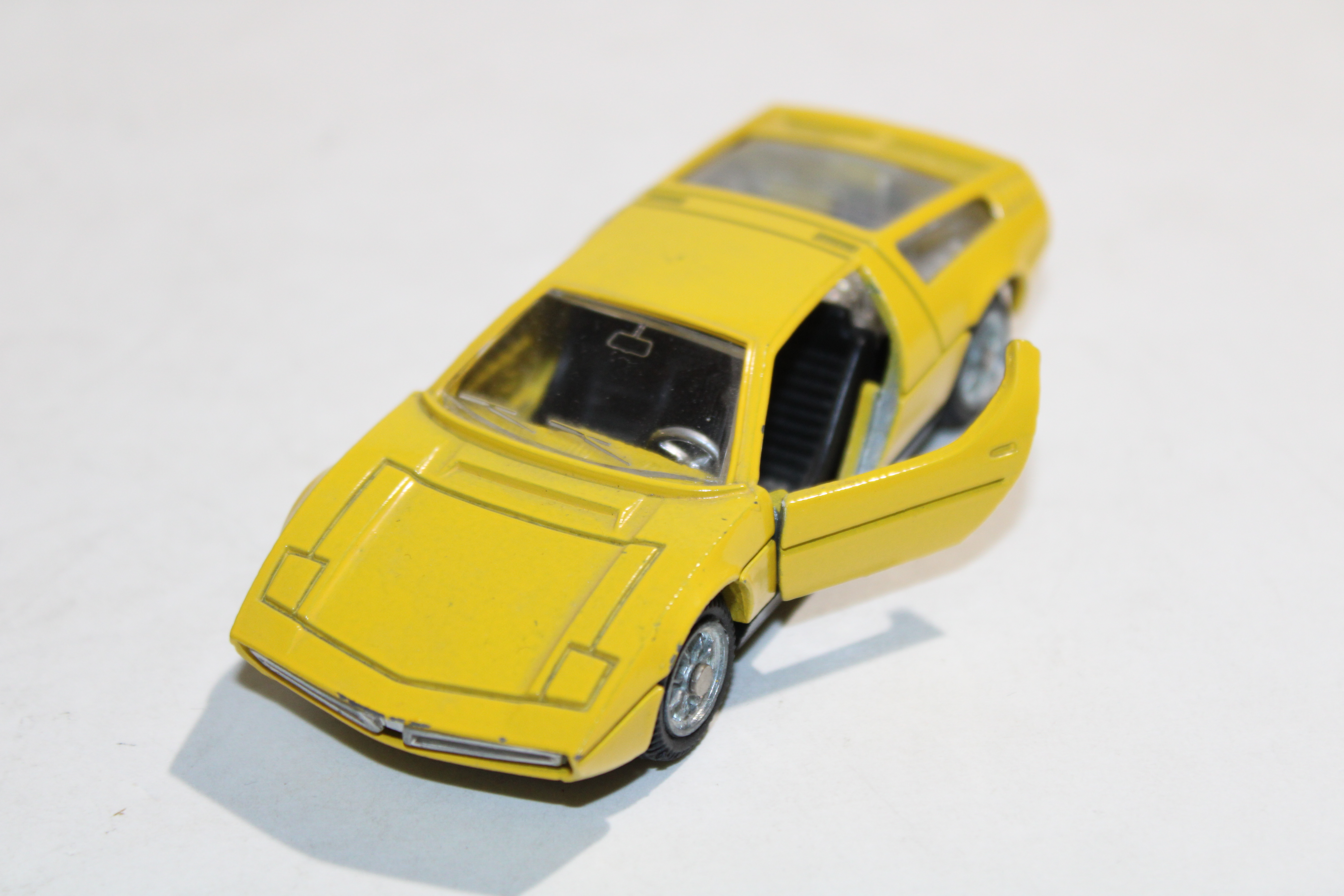 Maserati Bora Mebetoys 1/43°