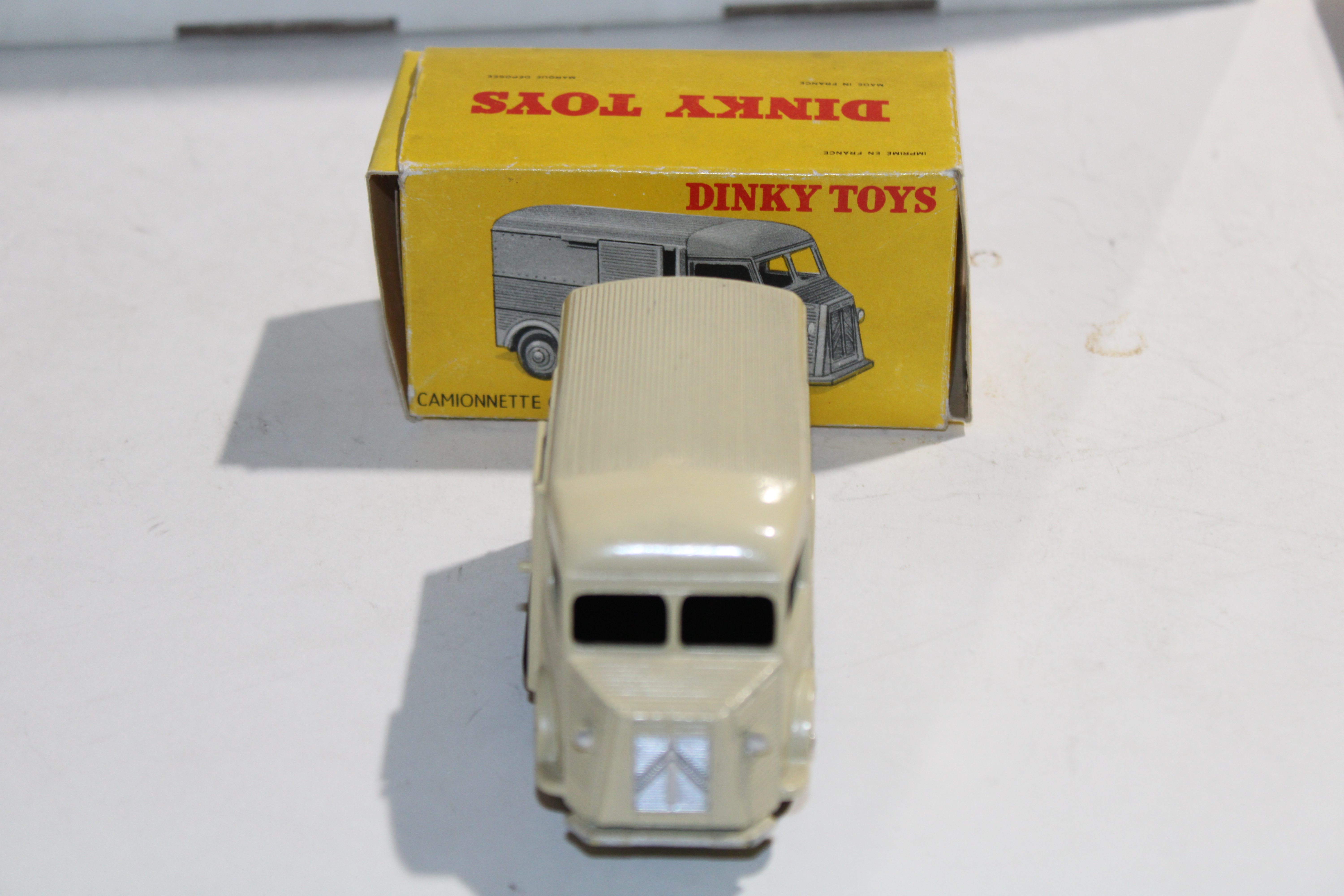 Camionnette Citroën 1200KG "GERVAIS" Dinky Toys 1/43°