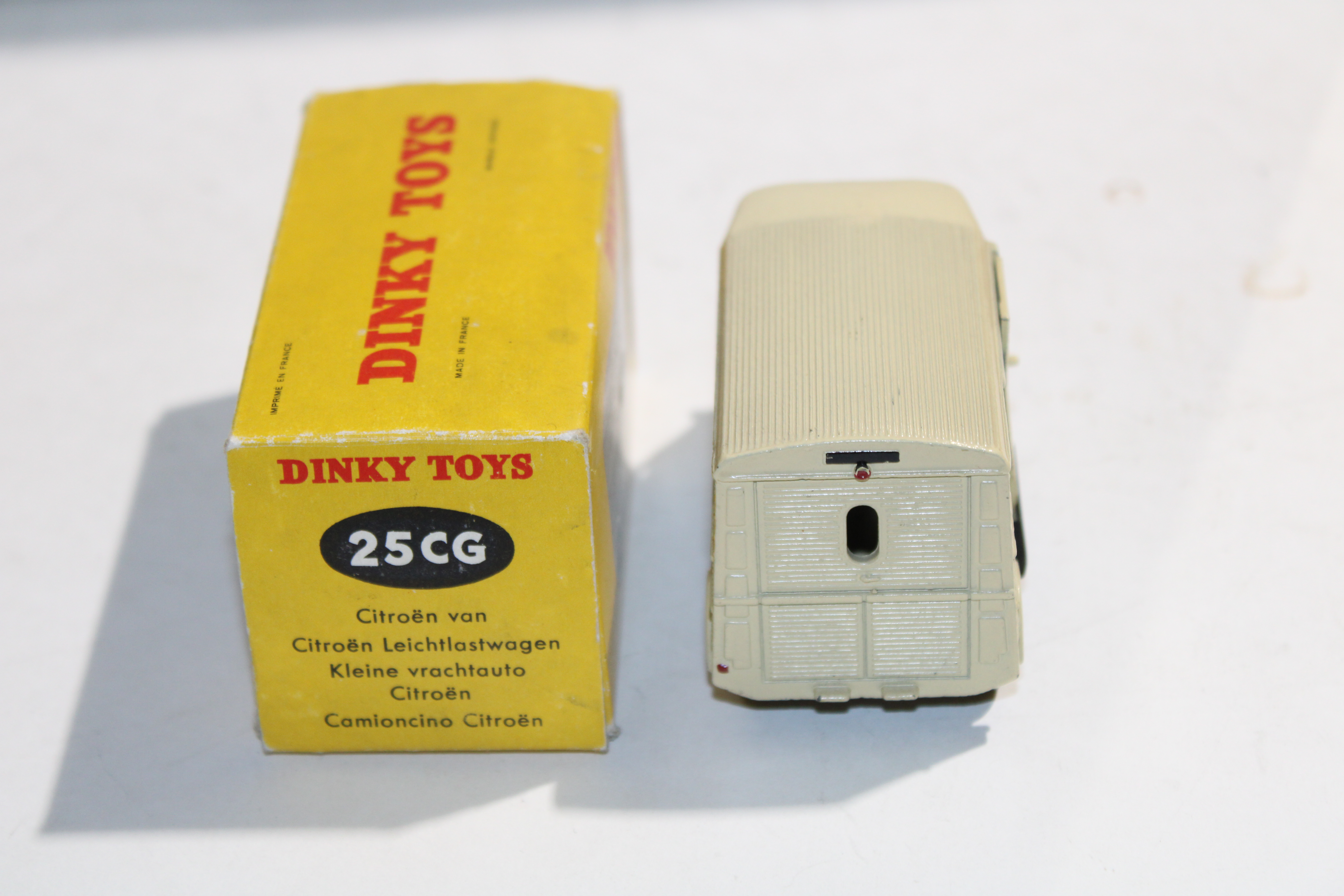 Camionnette Citroën 1200KG "GERVAIS" Dinky Toys 1/43°