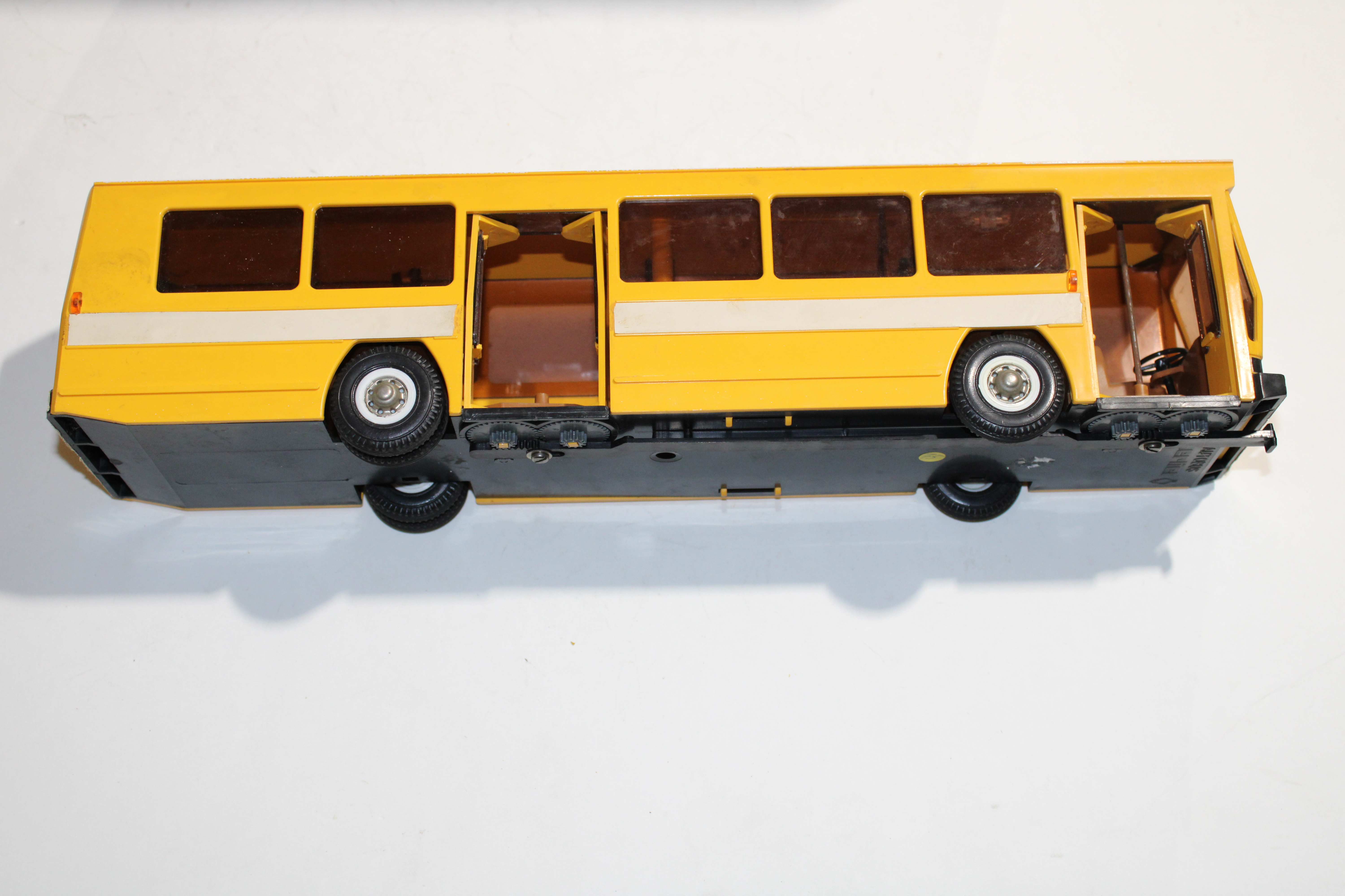 Bus Berliet Montblanc 1/24°