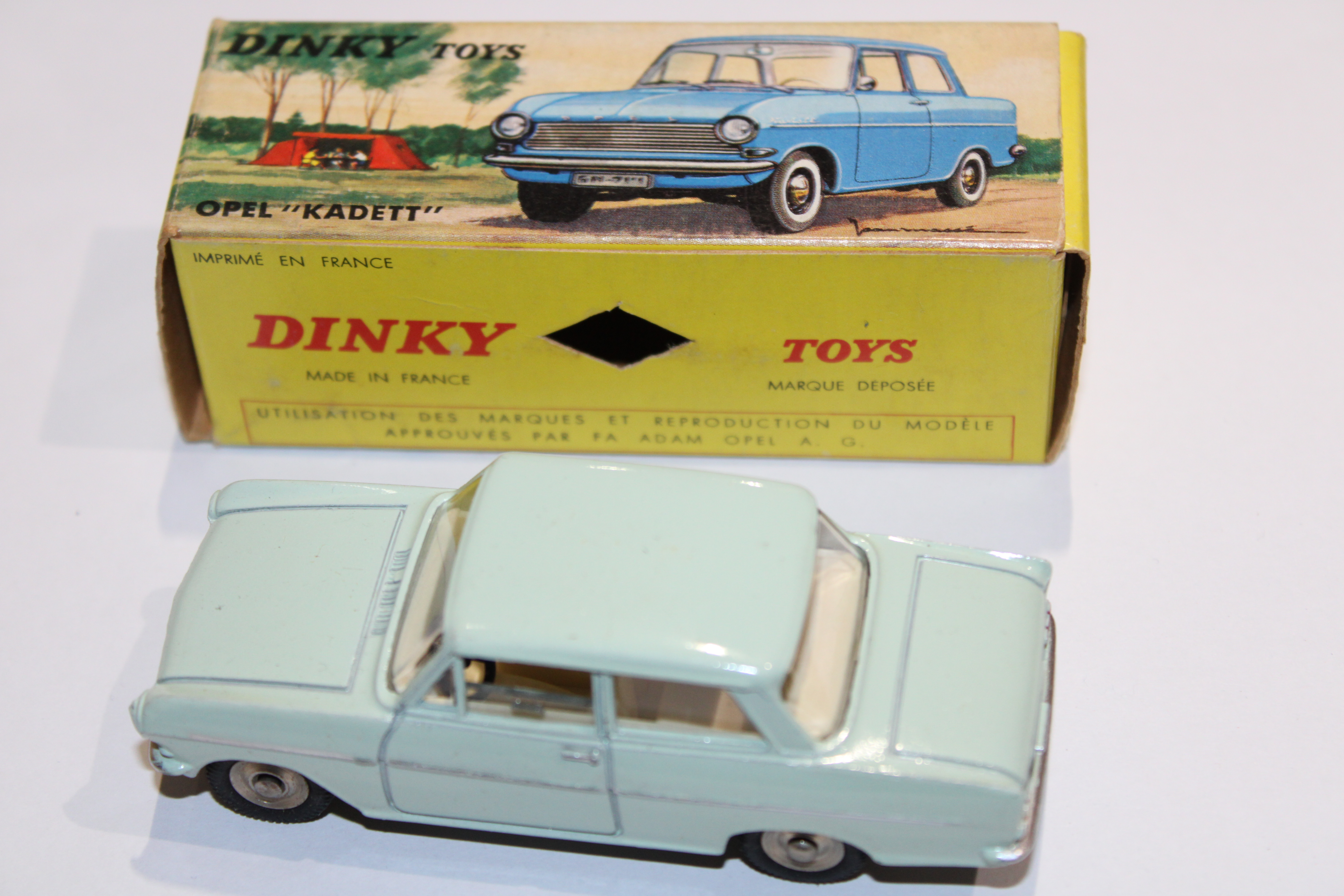 Opel Kadett Dinky Toys 1/43°