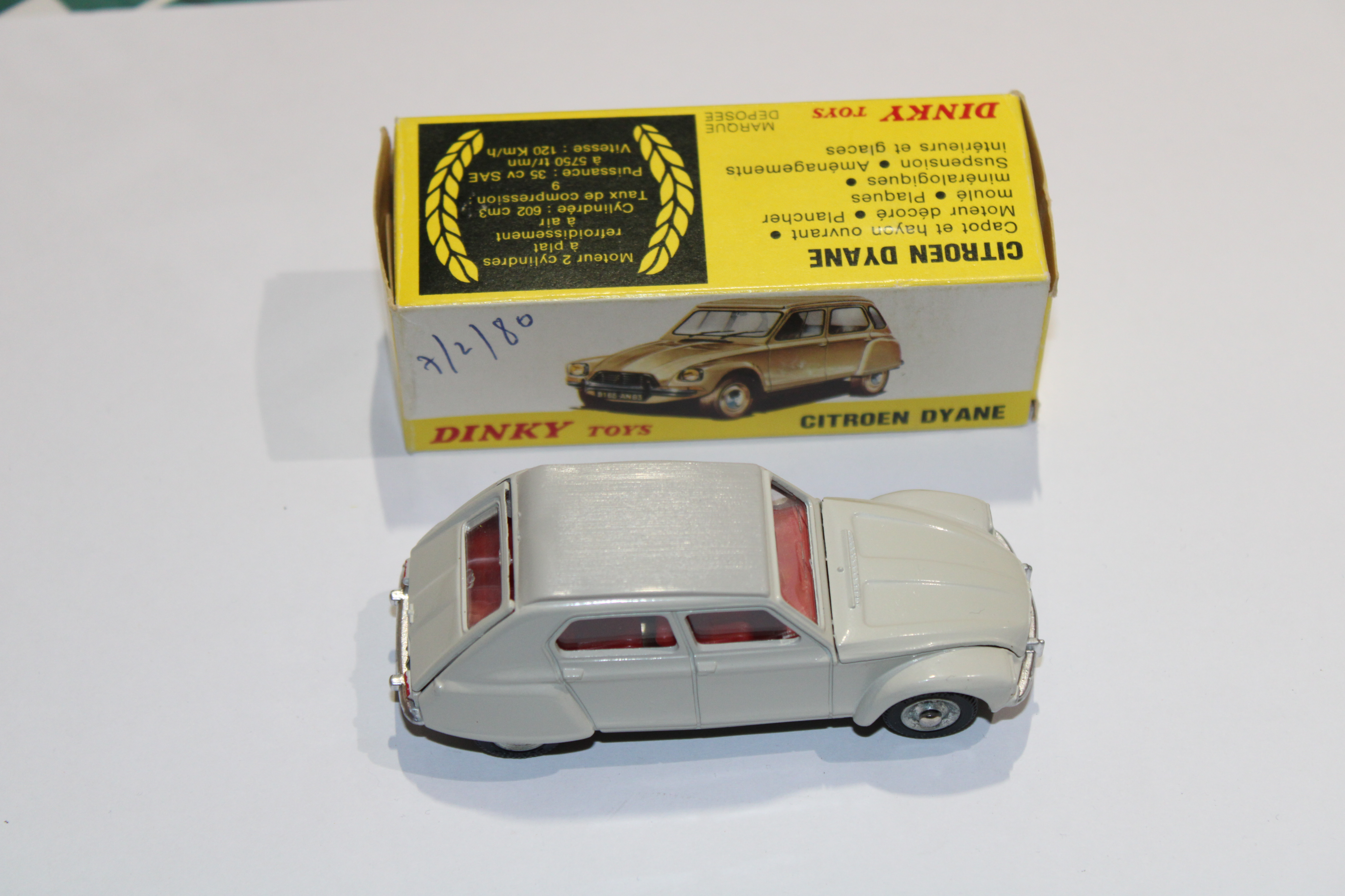 Citroen Dyane Dinky toys 1/43°