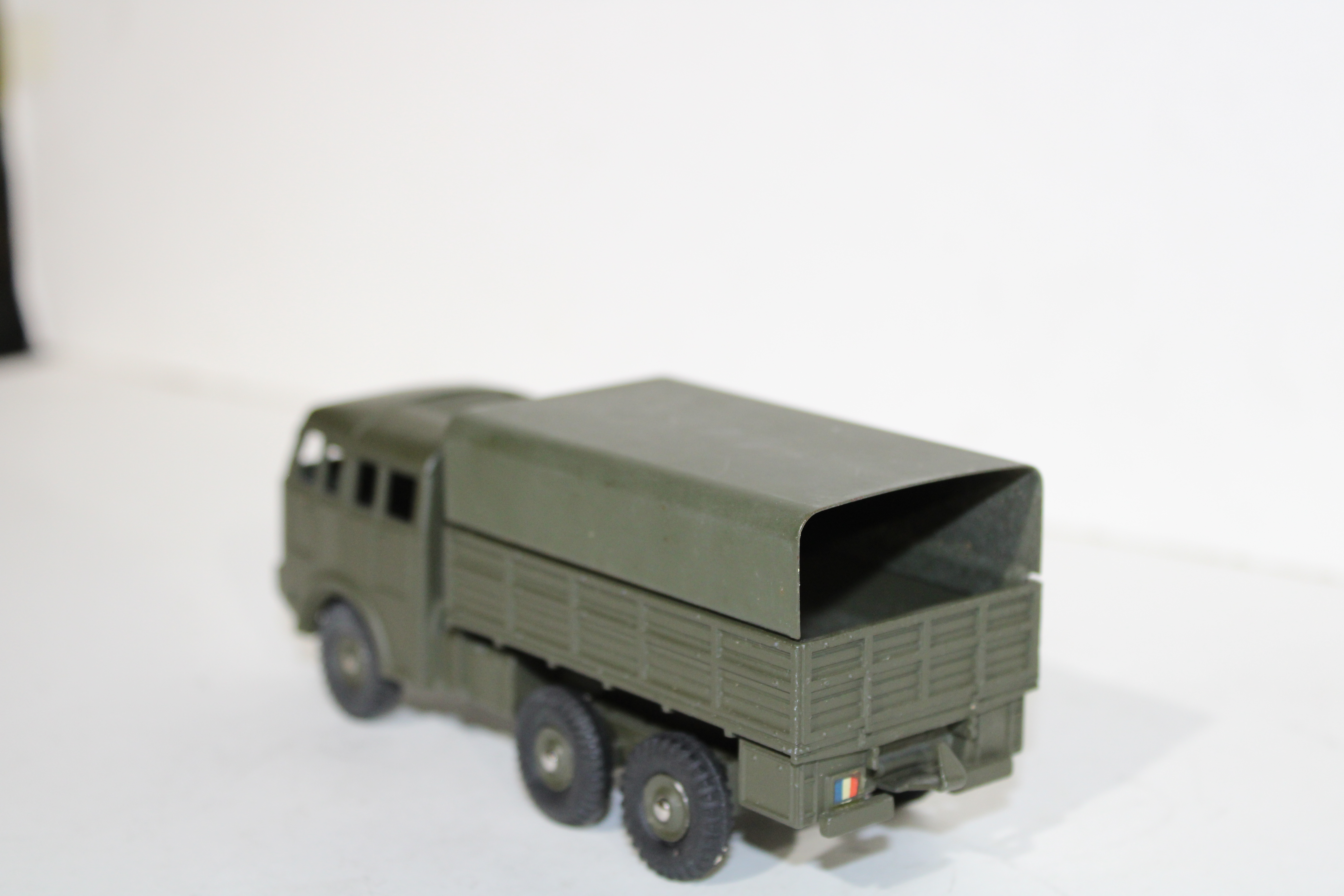 CAMION MILITAIRE BERLIET TOUS TERRAINS DINKY TOYS 1/43