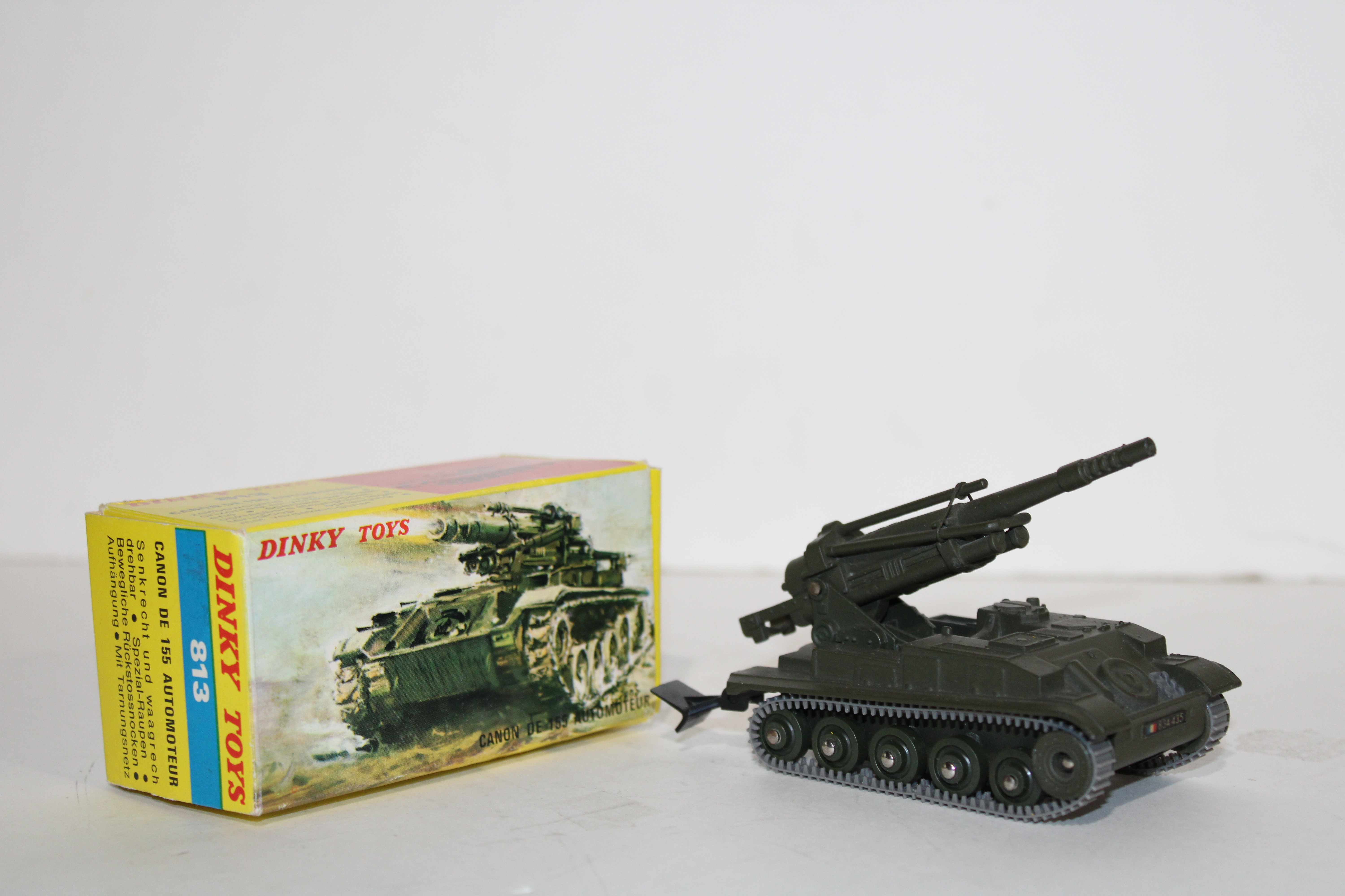 TANK CANON DE 155 AUTOMOTEUR DINKY TOYS 1/53