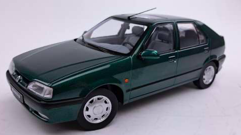 RENAULT 19 BRITISH VERT MET - TRIPLE 9 1/18