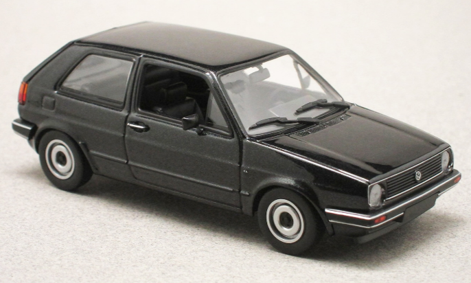 VOLKSWAGEN GOLF II NOIR MAXICHAMPS 1/43°