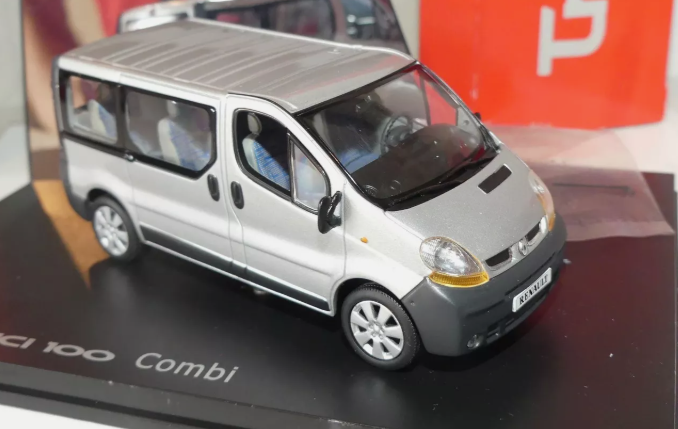 RENAULT TRAFIC 100 COMBI NOREV 1/43°