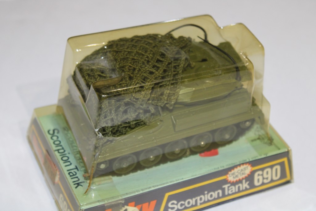 SCORPION TANK DINKY TOYS 1/43°