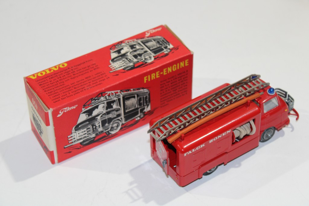 VOLVO EXPRESS FALCK ZONEN 1952 TEKNO 1/43°