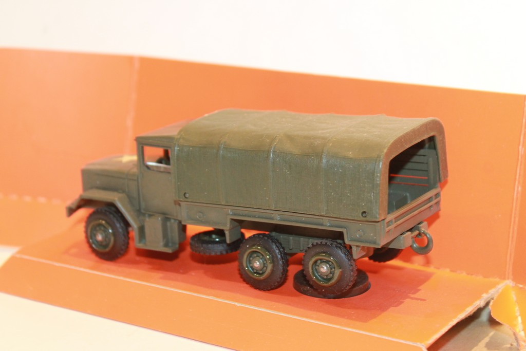 KAISER-JEEP CAMION UF-M-35 US ARMY SOLIDO 1/43°