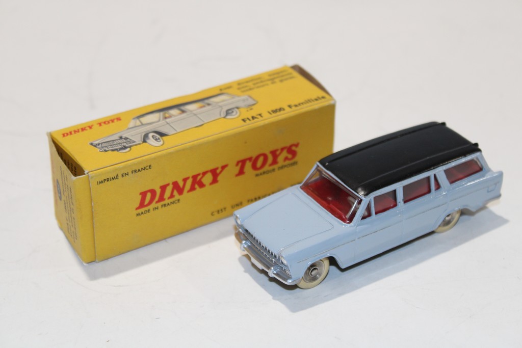 FIAT 1800 FAMILIALE GRIS 1960 DINKY TOYS 1/43°