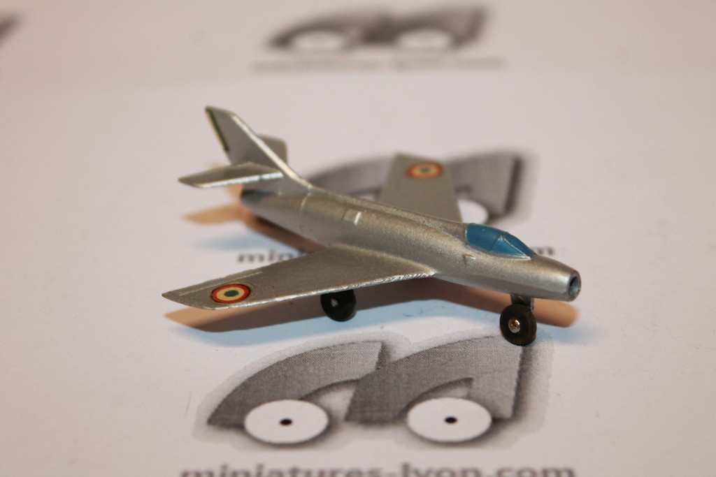 MYSTERE IV A M. DASSAULT DINKY TOYS 1/200°