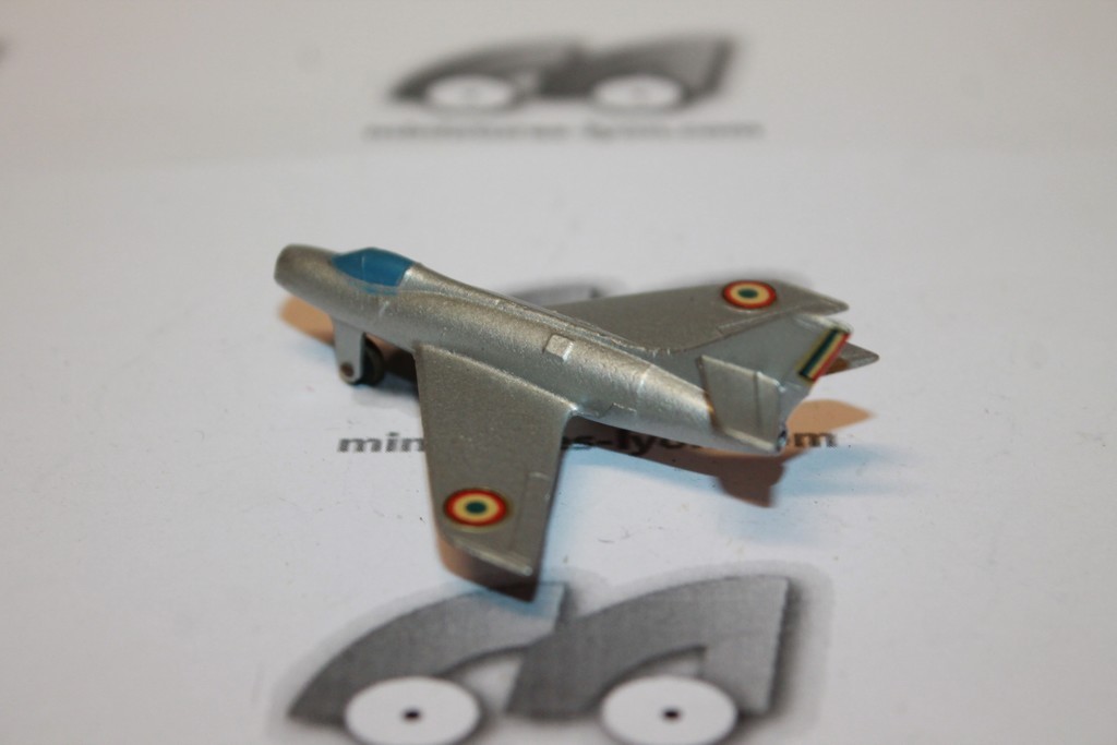 MYSTERE IV A M. DASSAULT DINKY TOYS 1/200°