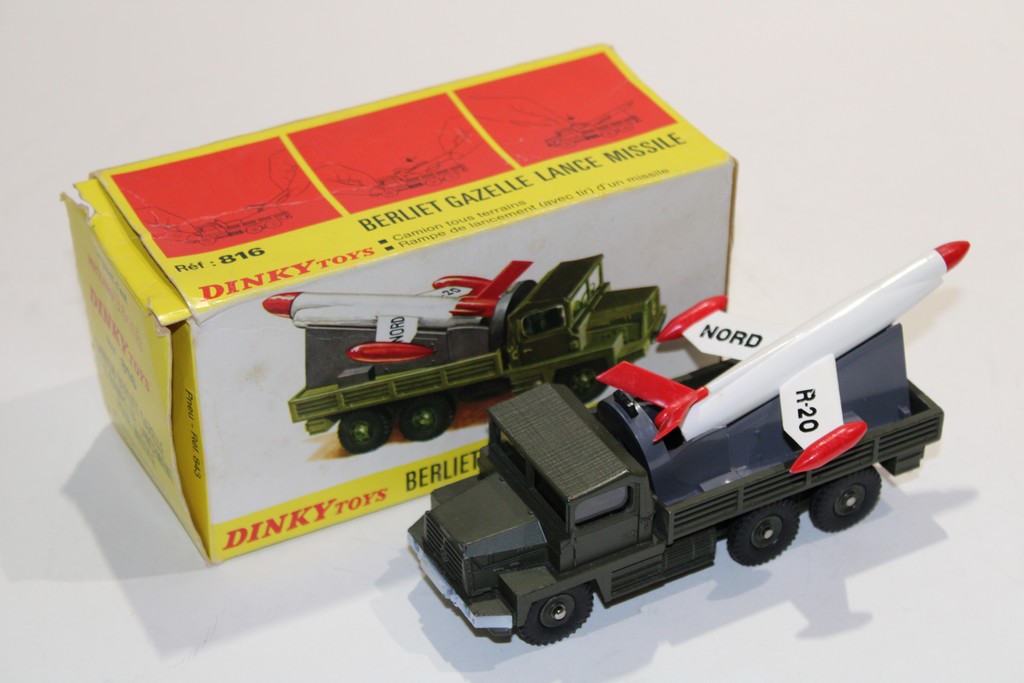 BERLIET GAZELLE LANCE MISSILE 1955 DINKY TOYS 1/50°