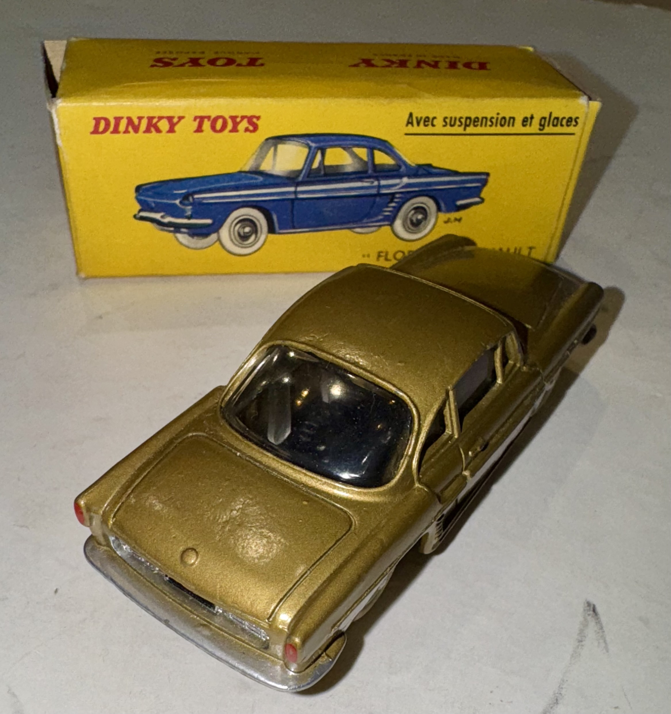 RENAULT FLORIDE DINKY TOYS 1/43