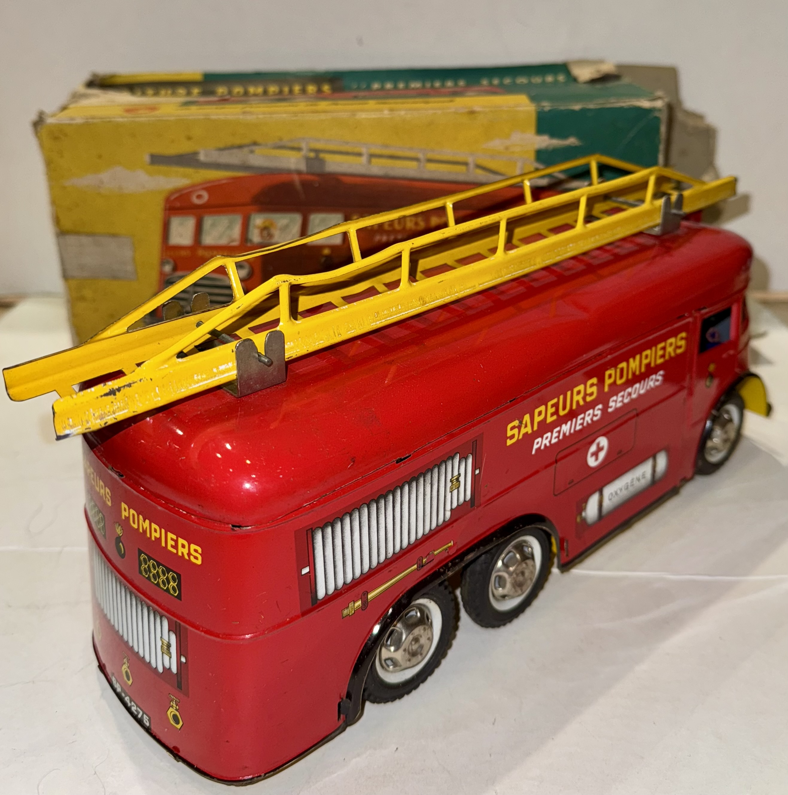 VOITURE POMPIERS PREMIERS SECOURS JOUSTAR 1/20