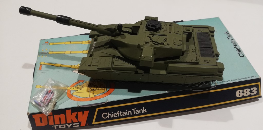 TANK CHIEFTAIN DINKY TOYS 1/43°