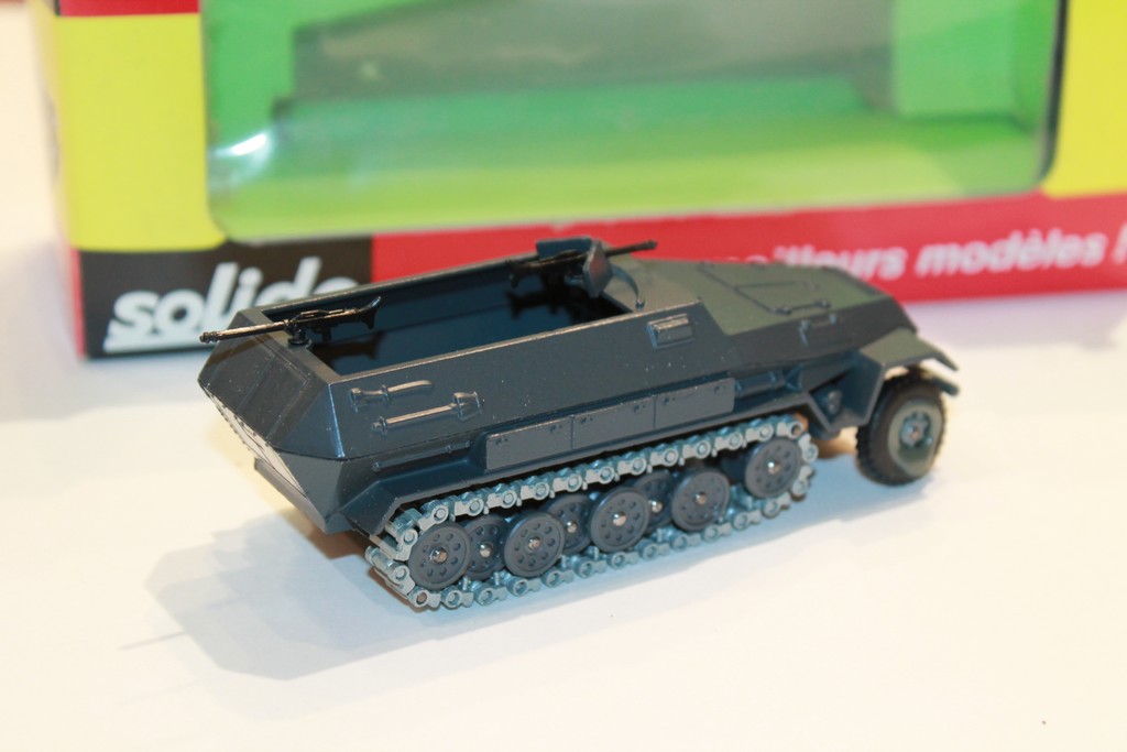 HALF - TRACK HANOMAG 1940 SOLIDO 1/50°