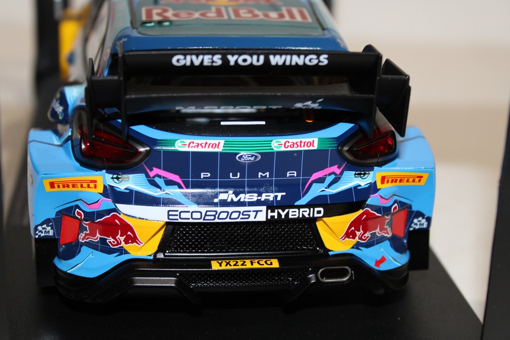 FORD PUMA RALLY 1 N°8 WINNER SWEDEN 2023 - IXO 1/18