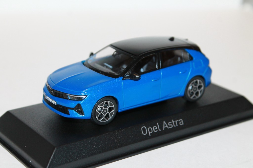 OPEL ASTRA 2022 BLUE METTALIC NOREV 1/43°