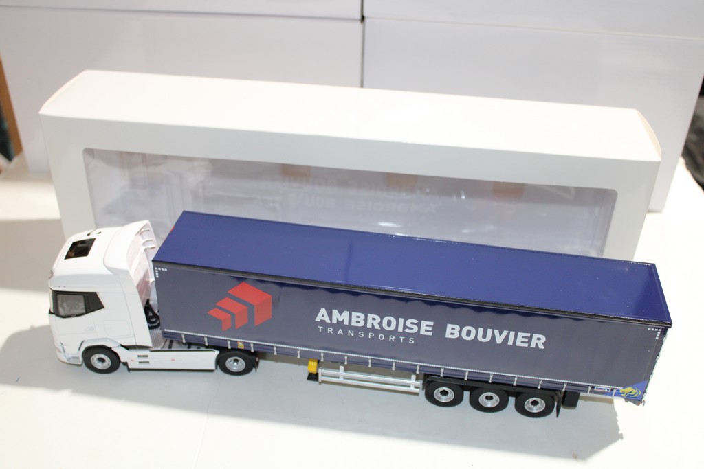 DAF XG REMORQUE TAUTLINER AMBROISE BOUVIER TRANSPORTS 1/43 ELIGOR