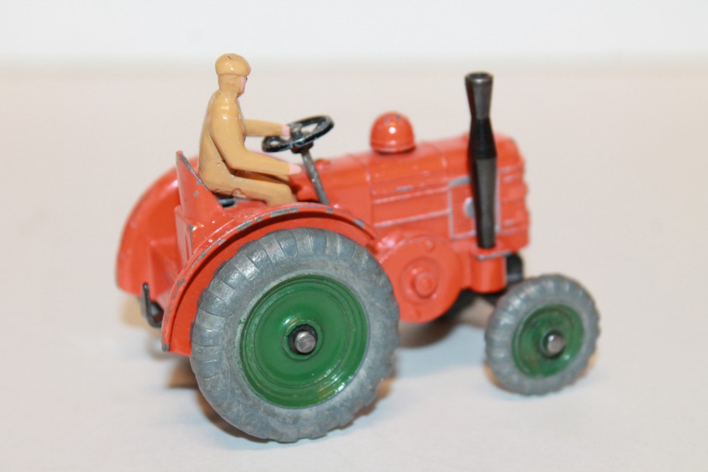 FIELD MARSHALL 1948 DINKY TOYS 1/43°