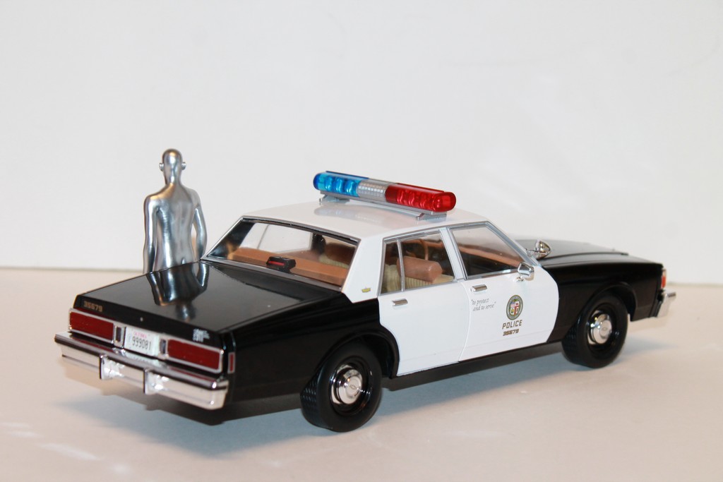 CHEVROLET CAPRICE 1987 METROPOLITAN POLICE TERMINATOR 2 GREENLIGHT 1/18°