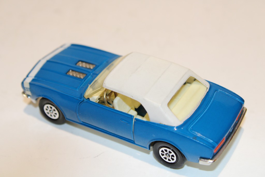 CHEVROLET CAMARO SS350 BLEU CORGI 1/43°