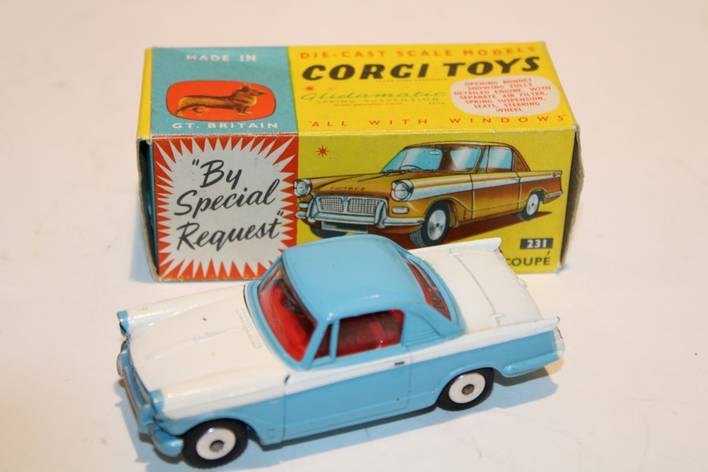 TRIUMPH HERALD COUPE BLEU CORGI TOYS 1/43°