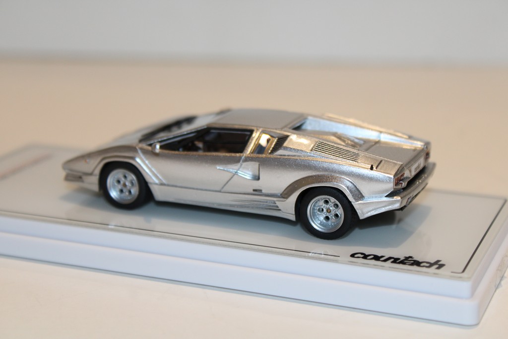 LAMBORGHINI COUNTACH 25th ANNIVERSAIRE 1989 ARGENT TSM 1/43°