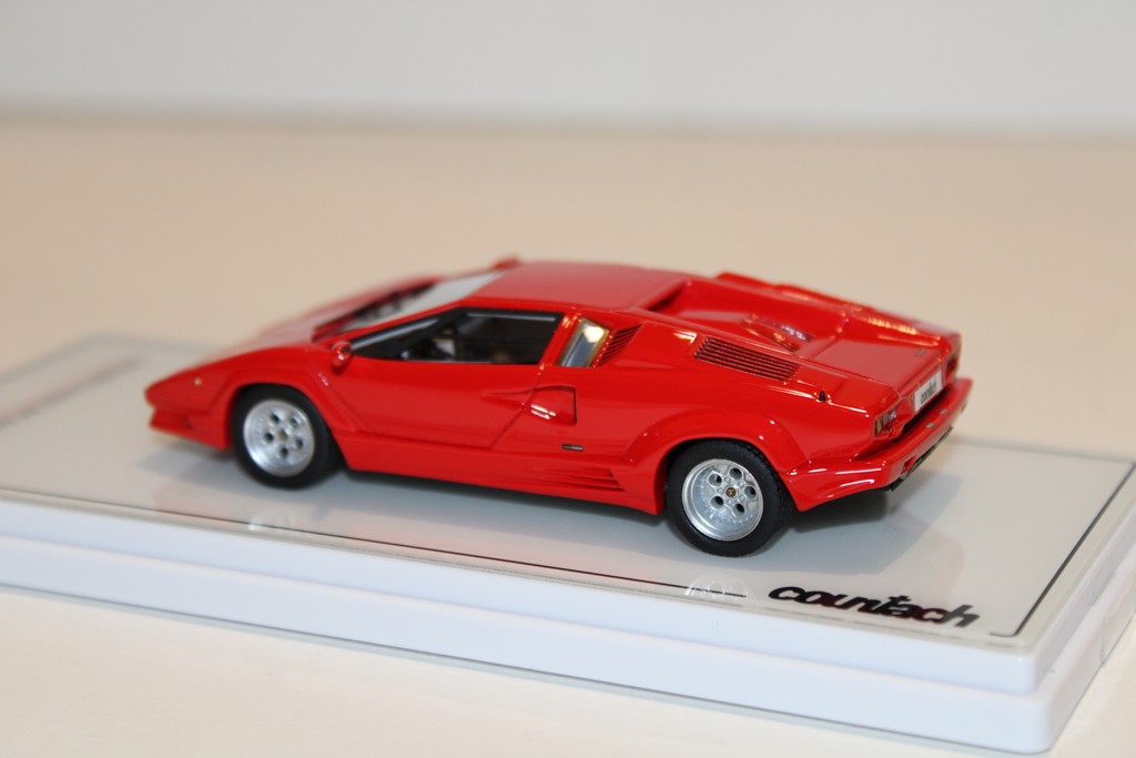 LAMBORGHINI COUNTACH 25th ANNIVERSAIRE 1989 RED TSM 1/43°