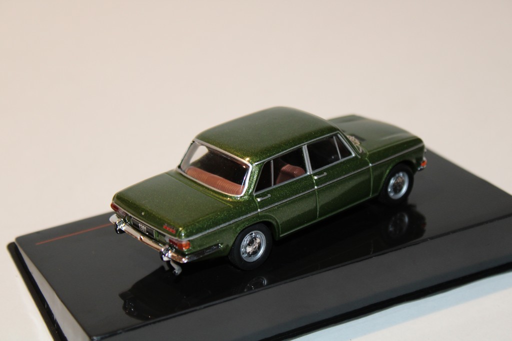 SIMCA 1301 SPECIAL 1972 VERTE IXO 1/43°