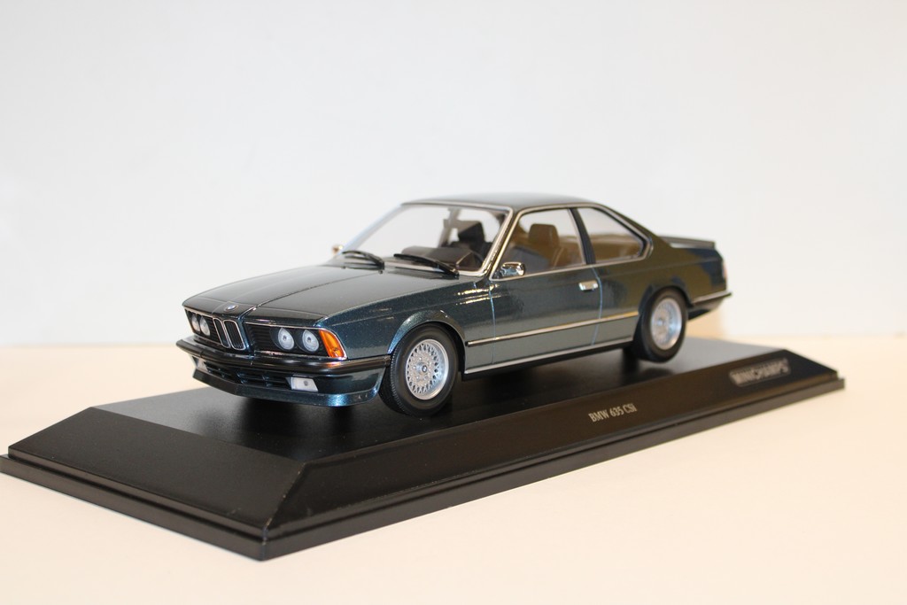 BMW 635 CSI 1982 PETROL METALIC MINICHAMPS 1/18°