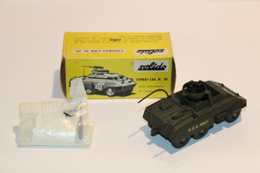 COMBAT-CAR M.20 1944 SOLIDO 1/55°