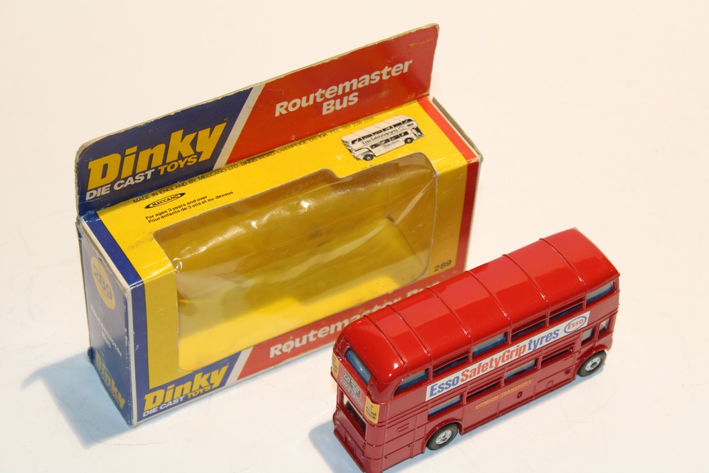 BUS LONDONIEN 1964 DINKY TOYS 1/55°