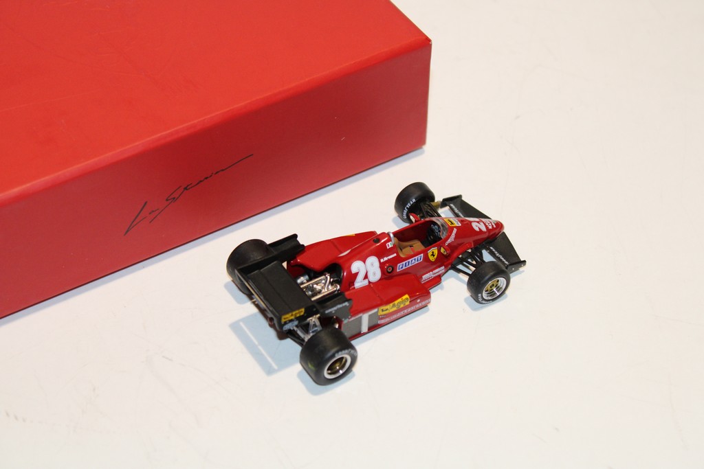 FERRARI 126 C3 ARNOUX 1983 IXO 1/43°