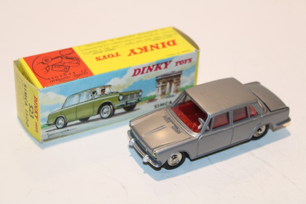 SIMCA 1500 GRIS 1965 DINKY TOYS 1/43°