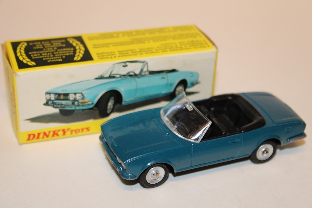 PEUGEOT 504 CABRIOLET BLEU 1970 DINKY TOYS 1/43°