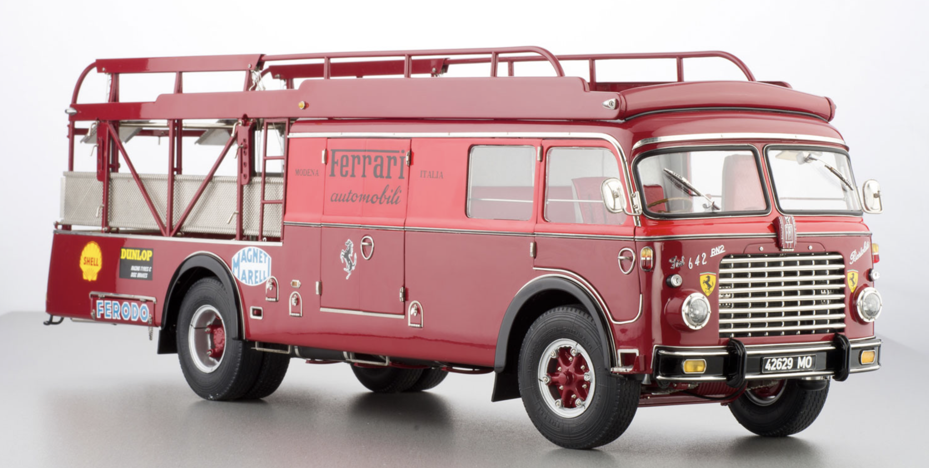 Fiat 642 RN2 Bartoletti Transporteur Ferrarti 1957 CMC 1/18º