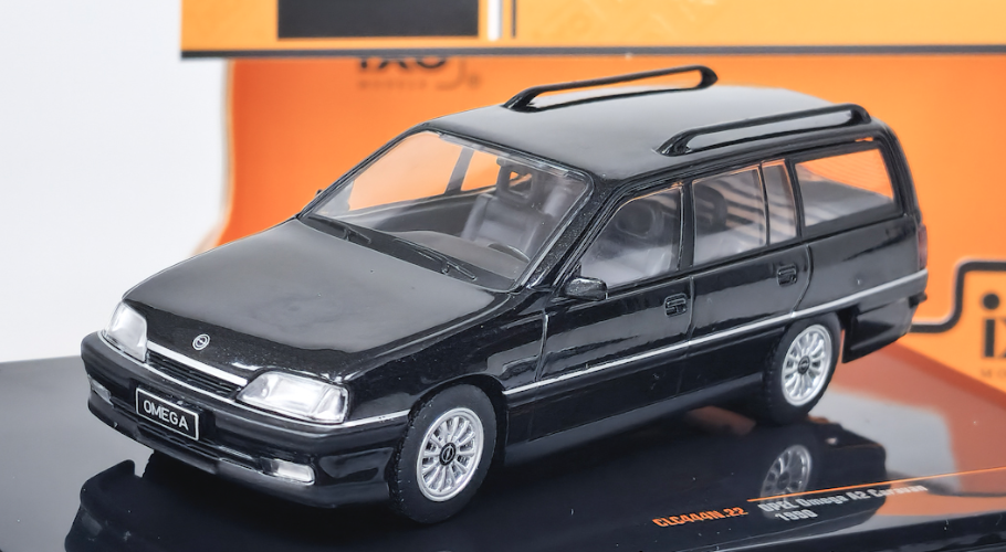 OPEL OMEGA A2 CARAVAN 1990 IXO 1/43