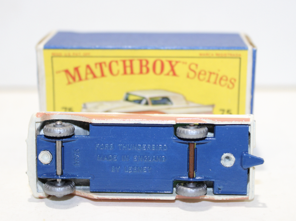 THUNDERBIRD MATCHBOX 1/64