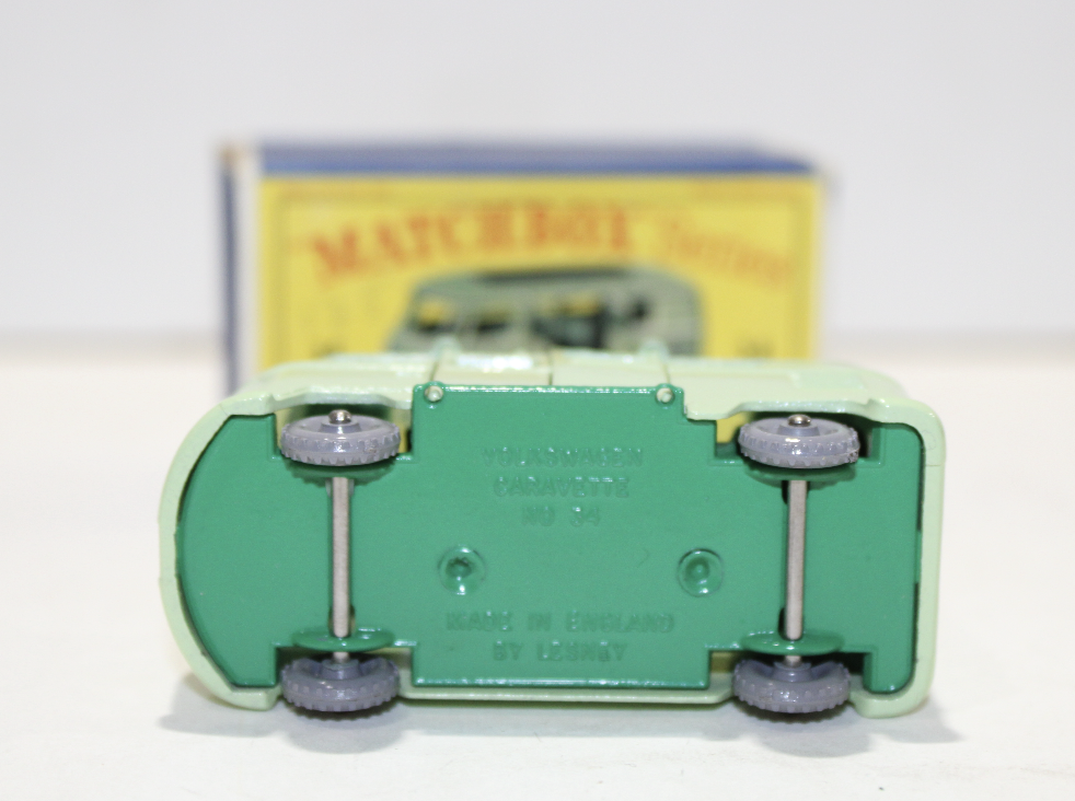 VOLKSWAGEN CAMPING CAR MATCHBOX 1/64