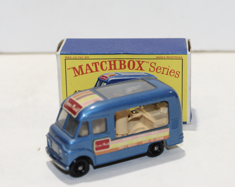 LYONS MAID ICE CREAM MOBILE SHOP MATCHBOX 1/64