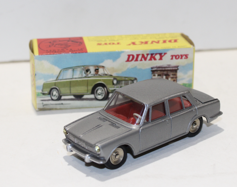 SIMCA 1500 DINKY TOYS 1/43