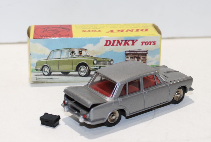 SIMCA 1500 DINKY TOYS 1/43