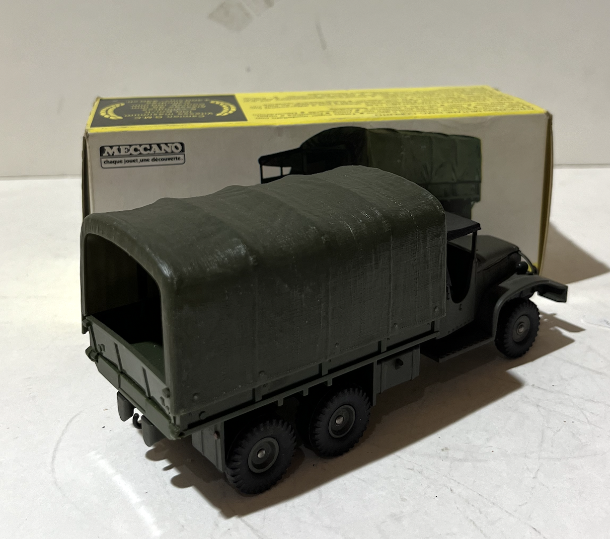 CAMION GMC MILITAIRE BACHE 1/43 DINKY TOYS