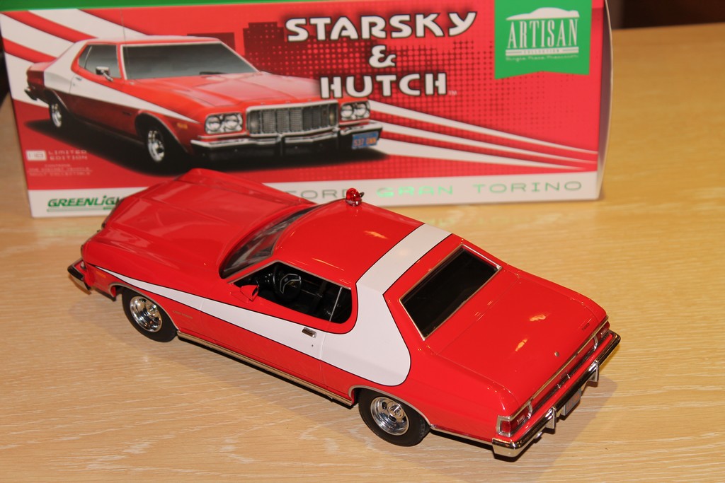 Ford Gran Torino Starsky and Hutch (1976) Greenlight 1:18
