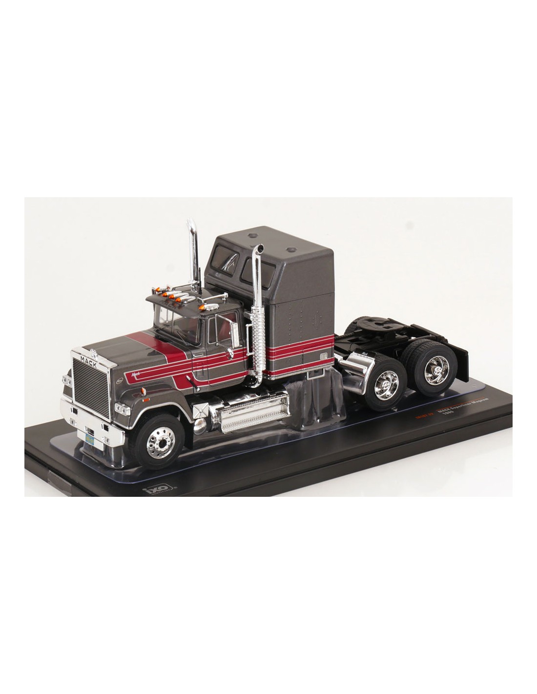 MACK SUPERLINER MAGNUM 1985 IXO 1/43°