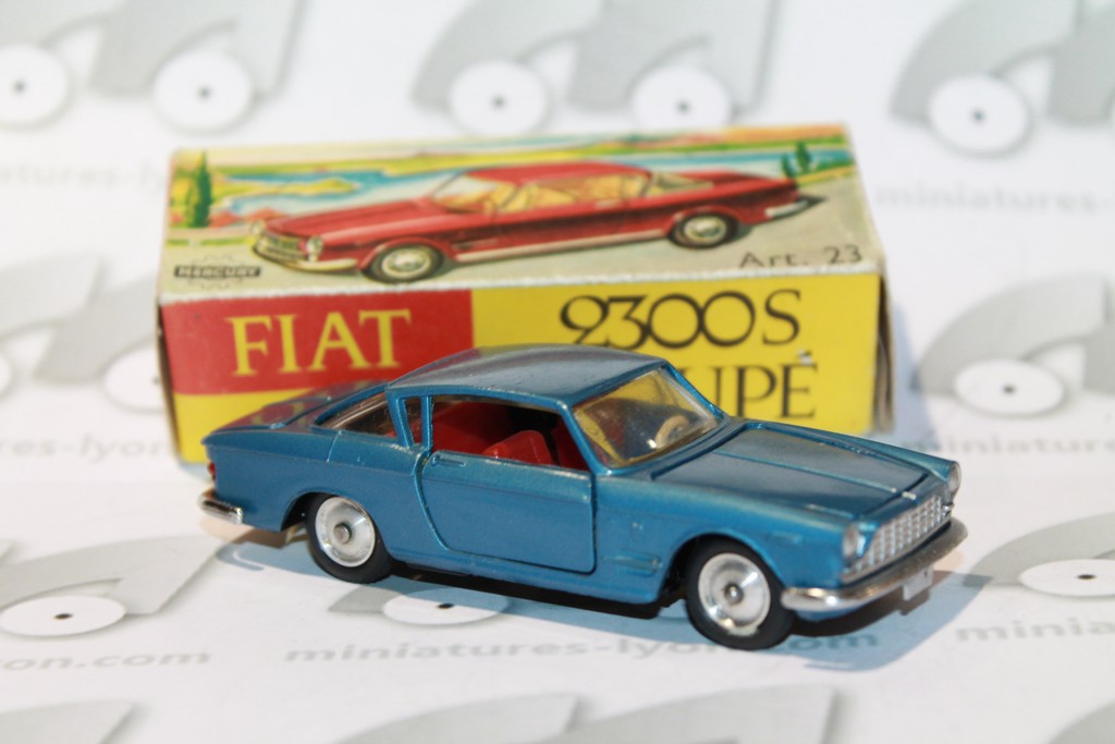 FIAT 2300 S COUPE BLEUE MERCURY