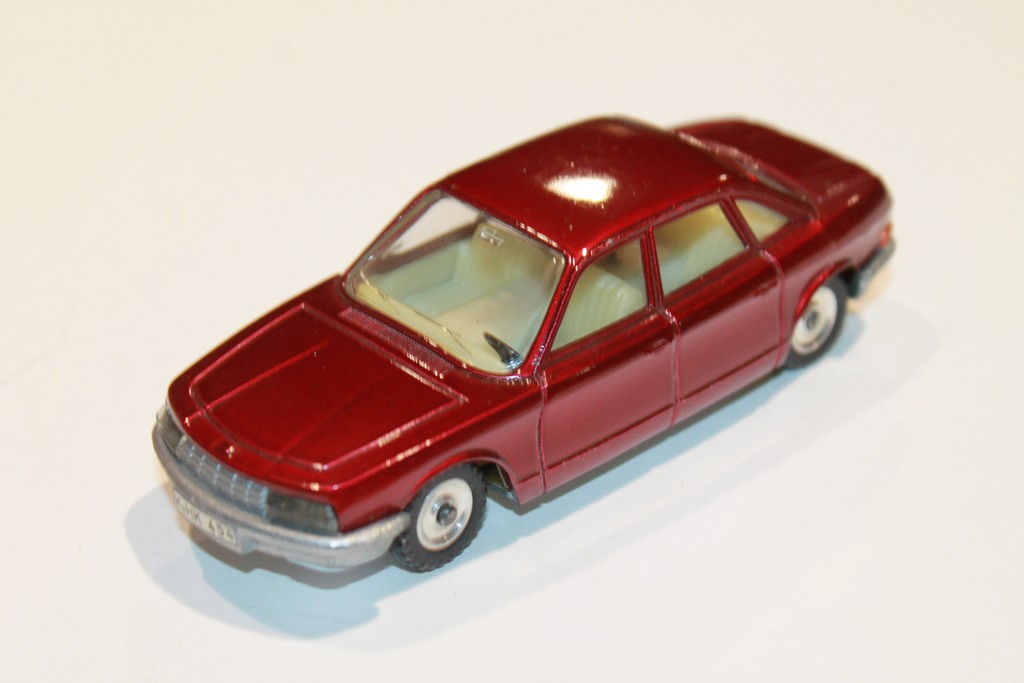 NSU RO80 DINKY TOYS 1/43°